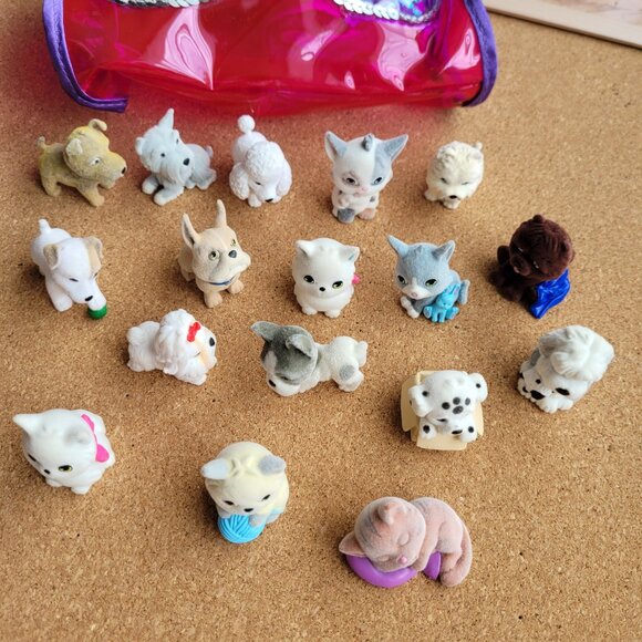 Puppy Kitty In My Pocket Flocked Dogs and Cats Soft Carrying Case Lot of 17 - Picture 11 of 12
